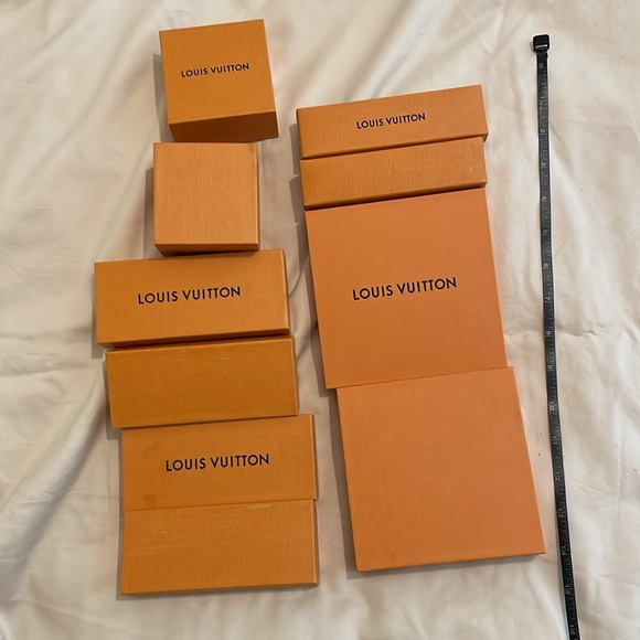 Louis Vuitton boxes 5 in various sizes - Picture 4 of 4